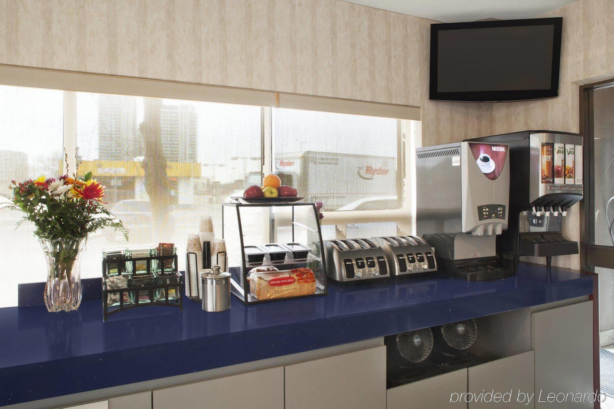 Canadas Best Value Inn Toronto Exteriér fotografie